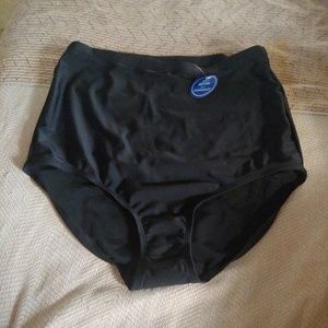 NWT Swimsuits For All Swim Shorts Bottoms Size 14